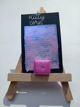 Cargar imagen en el visor de la galería, Kitty Corn
