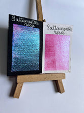 Cargar imagen en el visor de la galería, Saltamontes rosa
